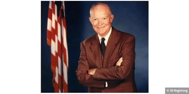 US-Präsident Dwight D. Eisenhower gründet das Arpa-Forschungsprojekt.