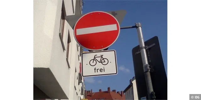 Einfahrt für Radfahrer erlaubt