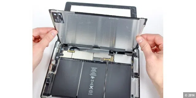 iPad 2 aufgeschraubt