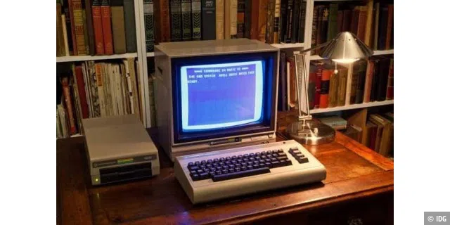 Die komplette Ausstattung eines C64-Arbeitsplatzes