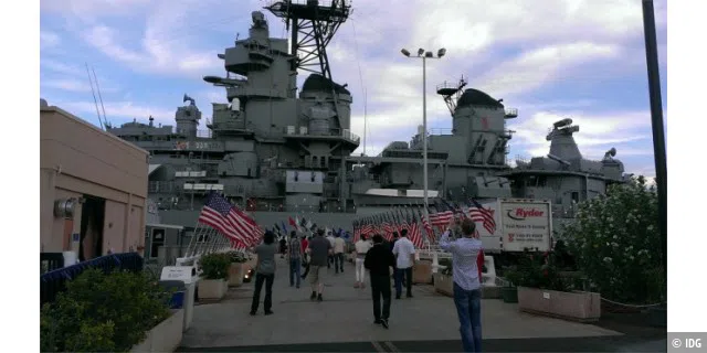 Die Weltpremiere der R9-Grafikkarte fand auf dem stillgelegten Battleship USS Missouri statt
