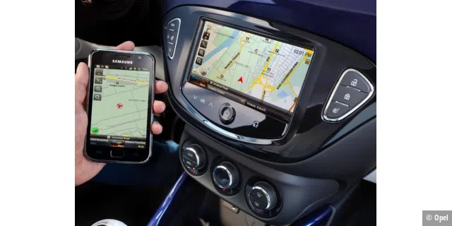 Die Bringgo-Navigations-App lotst auch nach dem Verlassen des Fahrzeugs weiter - auf dem Smartphone.