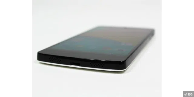 Auf der Unterseite des Nexus 5 befinden sich zwei Lautsprecher, die einen guten Sound bieten.