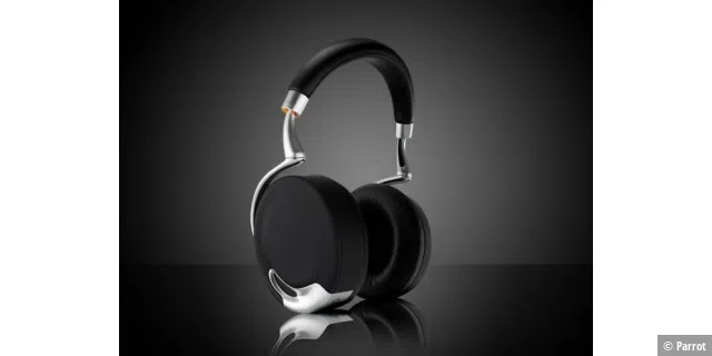 Der Kopfhörer ist auch in Schwarz-Silberfarben erhältlich.