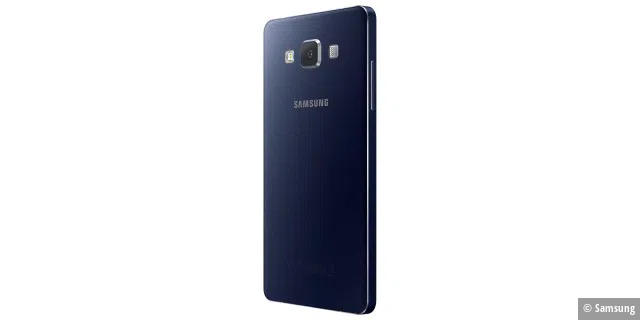 Auf der Metall-Rückseite des Galaxy A5 sitzt die 12,8--Megapixel-Kamera.