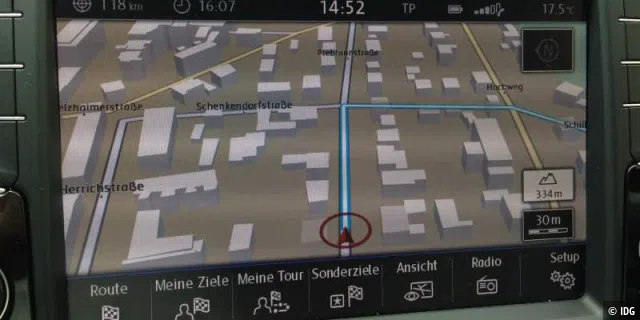 Normale Navigationskartenansicht auf dem Discover Pro ohne Google Earth-Darstellung.