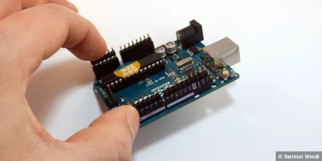 Stiftleisten für Arduino vorbereiten