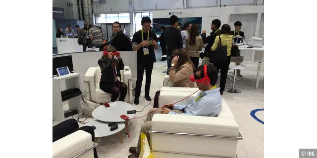 VR-Brillen ausprobieren