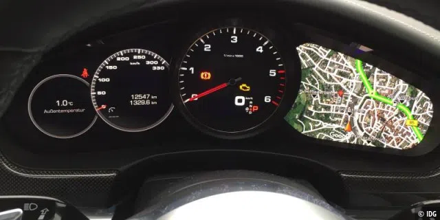 Cooler Zusatzbildschirm im Porsche Advanced Cockpit