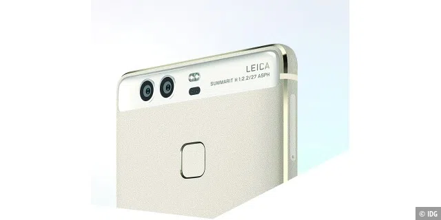 Das Huawei P9 verwendet als Besonderheit ein Leica-Objektiv. Außerdem arbeitet die Kamera mit zwei 12-Megapixel-Bildsensoren, von denen der eine die Farb-, der andere die Helligkeitsinformationen aufzeichnet.