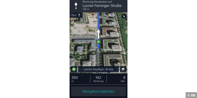 Fußgängernavigation mit Satellitenansicht.