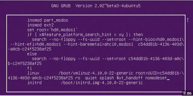 Menü von Grub 2: In Ubuntu muss beim Start erst noch die Umschalttaste gedrückt werden, damit sich das Bootmenü mit seinen Bearbeitungsmöglichkeiten zeigt.