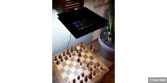 Die Chess-Cam über dem Spielbrett