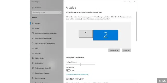 Windows 10 bietet Ihnen einige, grundlegende Optionen, um mehrere Anzeigen einzustellen.