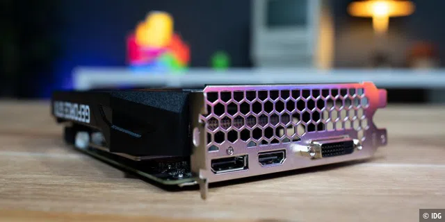 Die Gainward GeForce GTX 1660 SUPER Pegasus OC verfügt über alle gängigen Display-Anschlüsse.