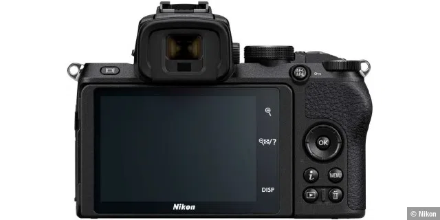 Im Preisbereich bis 1000 Euro ist bei spiegellosen Systemkameras kaum noch ein Sucher zu finden. Eine löbliche Ausnahme bildet hier die Nikon Z50 (Bild), die jedoch gerade so an unserer Preisgrenze liegt.