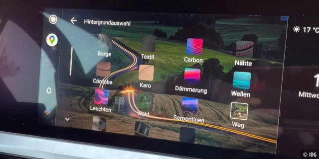 Diverse Bildschirmhintergründe stehen für Android Auto zur Auswahl. Demnächst werden es noch mehr werden.