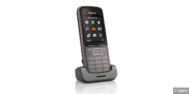 Gigaset SL750H Pro ist ein handliches Mobilteil für den Anschluss an den Fritzbox oder einer Dect-Basisstation. Dank Bluetooth lassen sich auch kabellose Headsets verbinden.