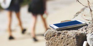 Wegen Handy-Rettung: Mann stirbt in Saurierstatue