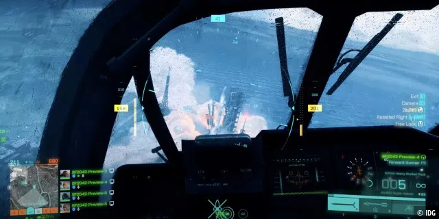 Die etwas lieblos designten Fraktionen passen so gar nicht zur Detailliebe überall sonst im Spiel, etwa in den Cockpits dieses Apaches.