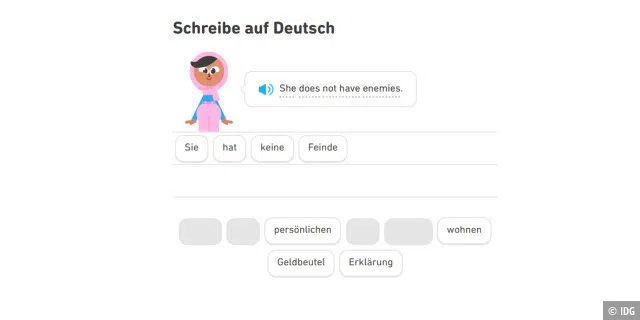 Bei Duolingo müssen Sie Sätze in beide Richtungen per Tastatur oder Wortsammlung übersetzen. Ihr Hörverständnis können Sie mit den „Stories“ verbessern. Belohnungen erhöhen den Reiz des Programms.