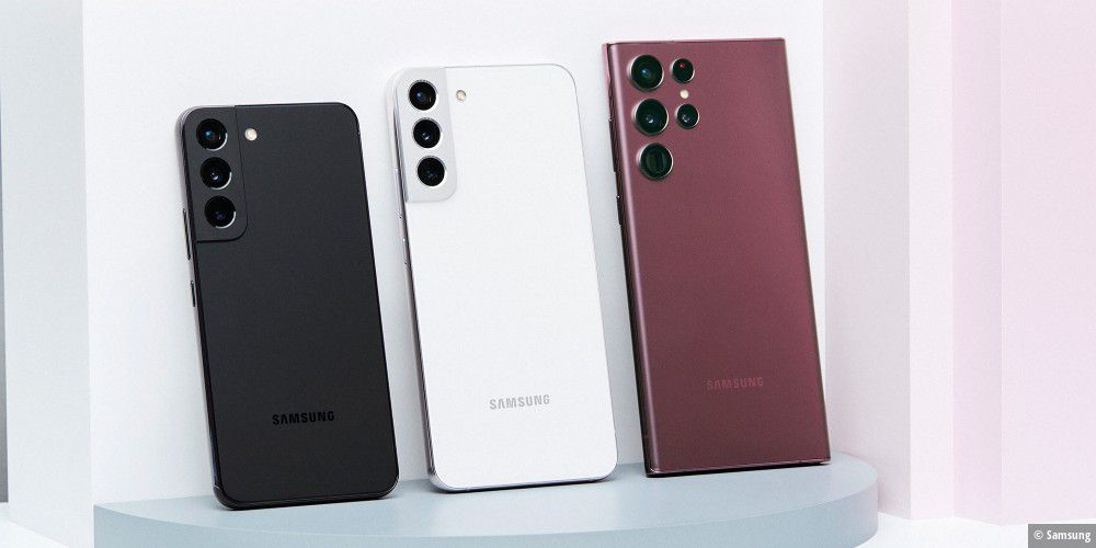 Bagian atas halaman: Samsung Galaxy S22 Ultra dengan Buds Pro gratis dan bonus €250