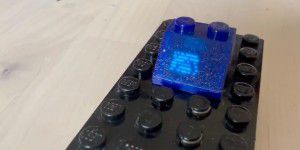 Fan baut LEGO-Stein mit ARM-Chip und OLED-Display