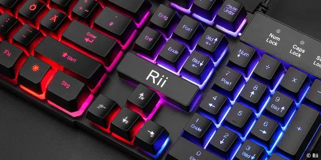 Die Rii RK100+ bietet zusätzlich eine RGB-Beleuchtung, die sich allerdings nur auf den Leuchtmodus „Atmen“ beschränkt. Eine statische oder gar Einzeltastenprogrammierung der Beleuchtung ist nicht möglich.
