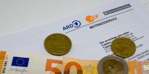 Rundfunkbeitrag: So sollen ARD & ZDF Geld sparen